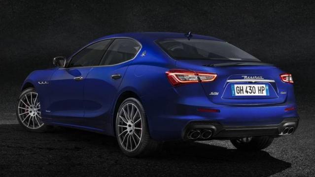 Maserati Nuova Ghibli posteriore immagine