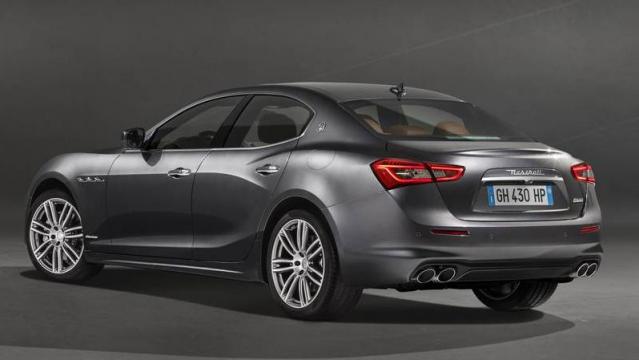 Maserati Nuova Ghibli posteriore