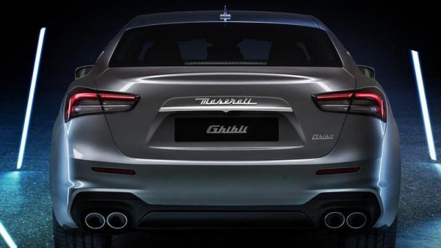 Maserati Nuova Ghibli Hybrid posteriore