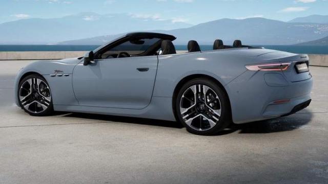 Maserati GranCabrio Folgore posteriore