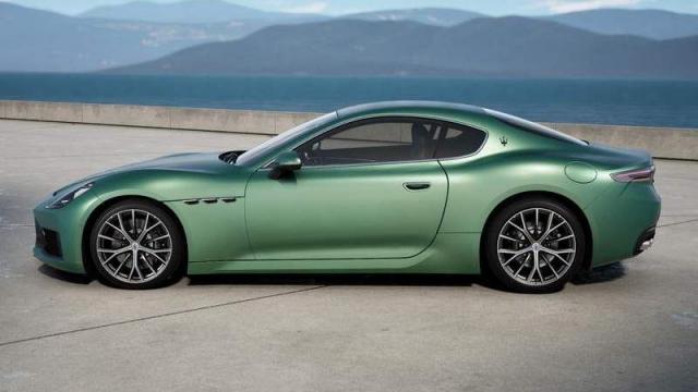 Maserati GranTurismo profilo