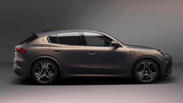 Maserati Grecale Folgore profilo