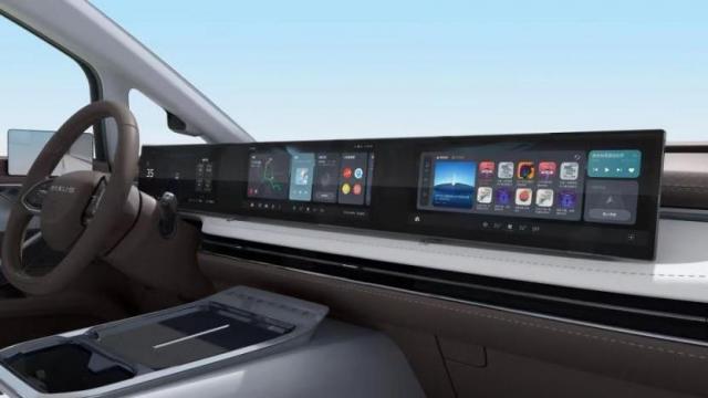 Maxus MIFA 9 interni