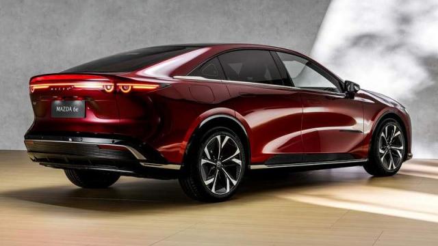Mazda Mazda6e posteriore