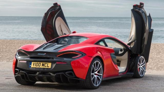 McLaren 570S Coupé apertura porte