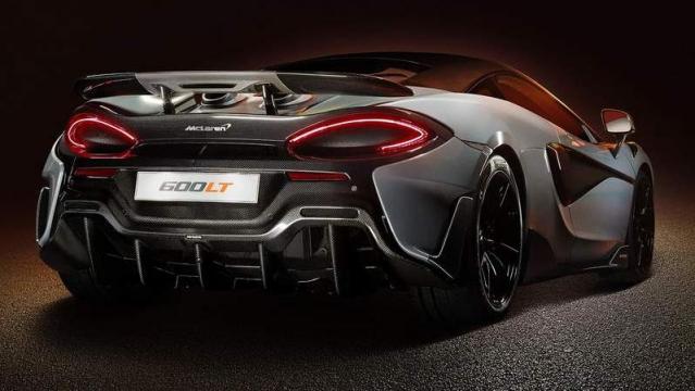 McLaren 600LT tre quarti posteriore