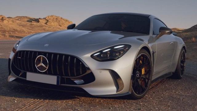 Mercedes-Benz AMG GT anteriore