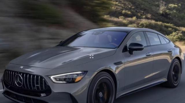 Mercedes-Benz AMG GT 4 profilo