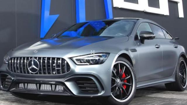 Mercedes-Benz AMG GT 4 statica
