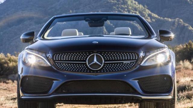 Mercedes Benz Classe C Cabrio blu