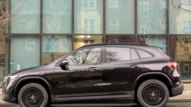 Mercedes-Benz EQA lato