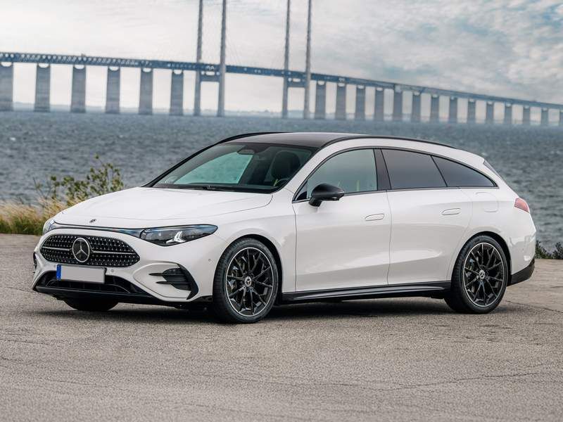 Mercedes-Benz CLA Shooting Brake Hybrid anteriore