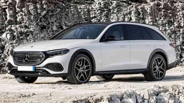 Mercedes-Benz Classe E All-Terrain anteriore