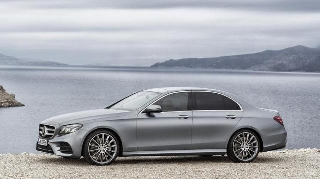 Mercedes Classe E profilo