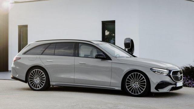 Mercedes-Benz Nuova Classe E Station Wagon profilo