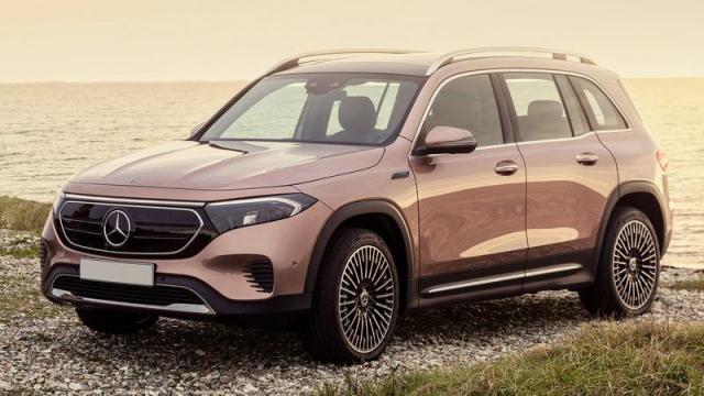 Mercedes-Benz EQB tre quarti anteriore 1