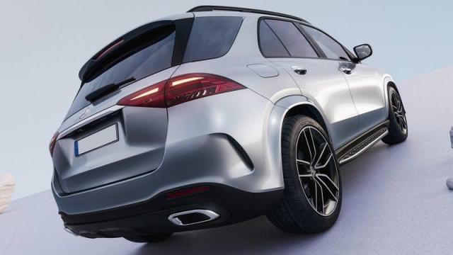 Mercedes-Benz GLE SUV posteriore