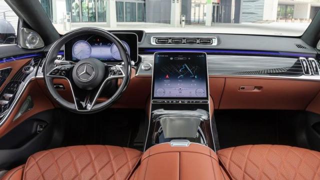 Mercedes-Benz Classe S interni