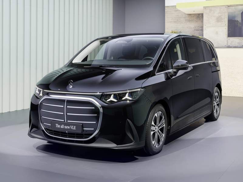 Mercedes-Benz VLE anteriore