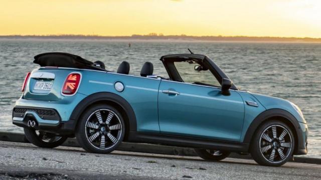 Mini elettrica cabrio ambiente