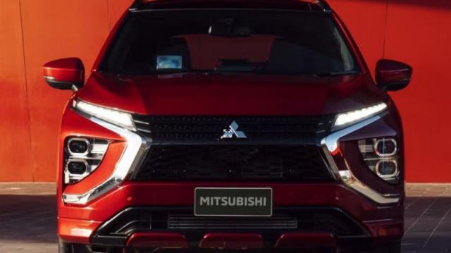 Mitsubishi Eclipse Cross PHEV frontale 2