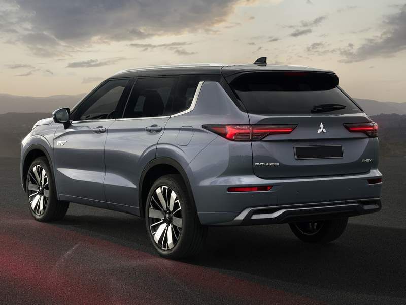 Mitsubishi Outlander PHEV posteriore