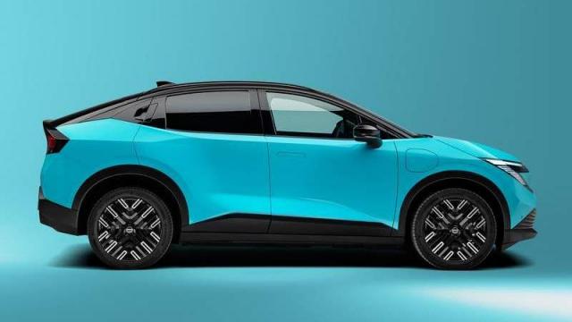 Nissan Nuova Leaf profilo