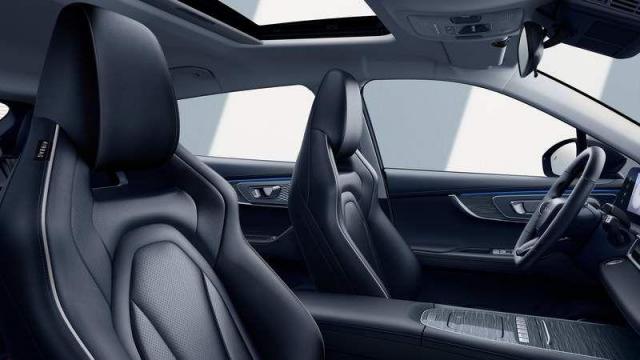 Omoda 5 EV 1