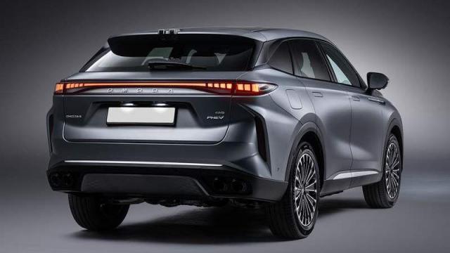 Omoda 9 Super Hybrid posteriore