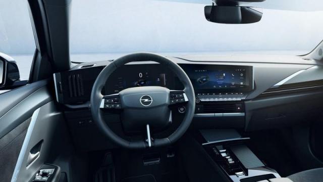 Opel Astra Electric