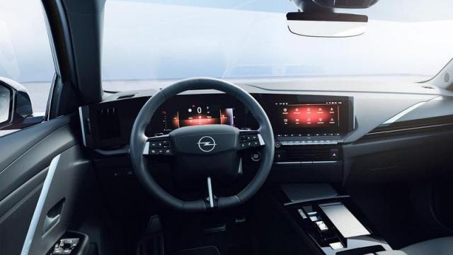 Opel Astra Electric Sports Tourer