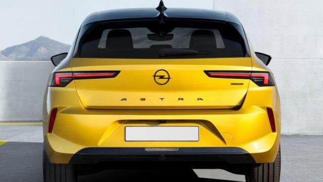 Opel Nuova Astra Plug-in Hybrid