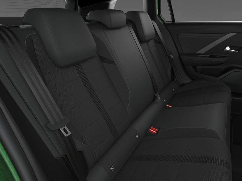 Opel Astra Sports Tourer Hybrid 1