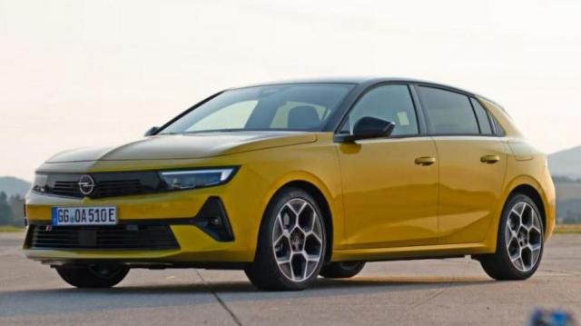 Opel Astra Plug-in Hybrid profilo
