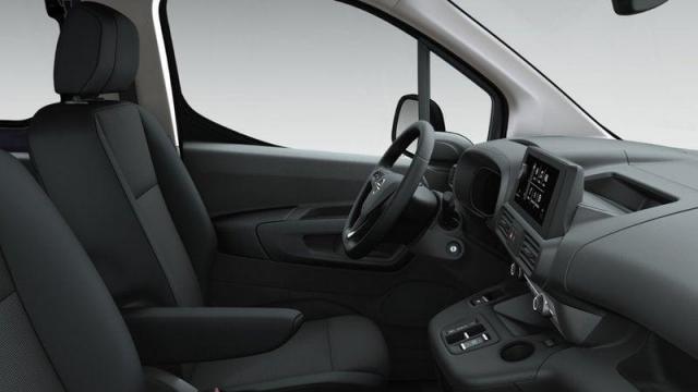 Opel Combo-e Life 4 doors interni