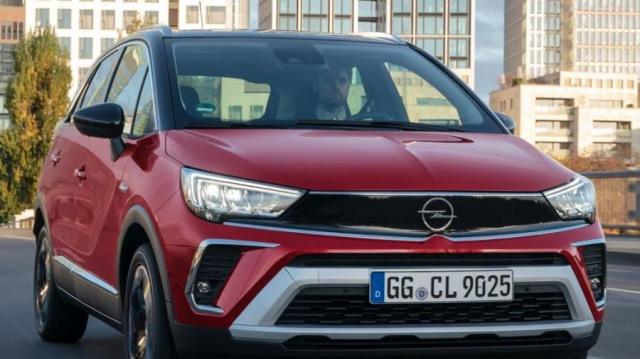 Opel Crossland anteriore