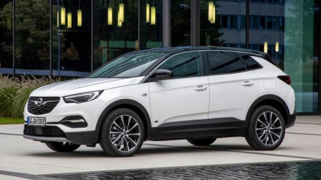 Opel Grandland X Hybrid profilo