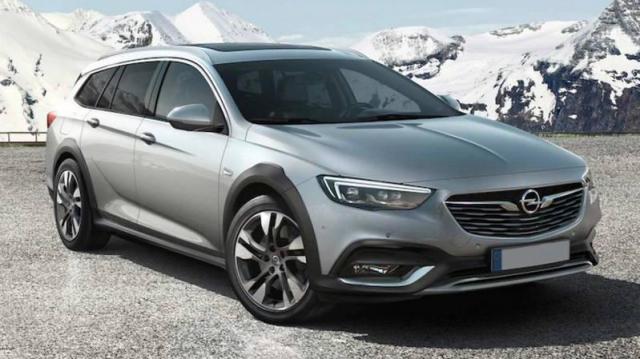 Opel Nuova Insignia Country Tourer tre quarti anteriore