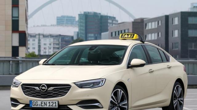 Opel Insignia grand Sport taxi
