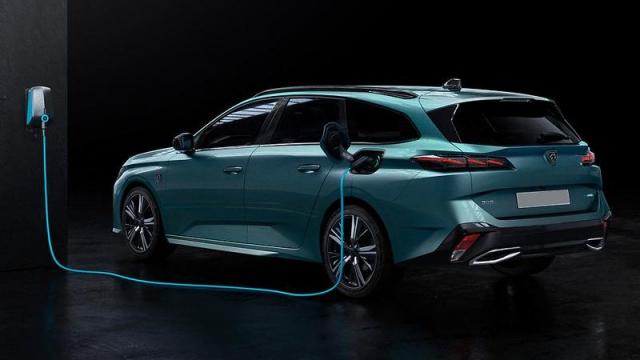 Peugeot Nuova 308 SW 4