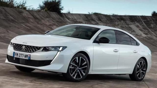 Peugeot 508 bianca