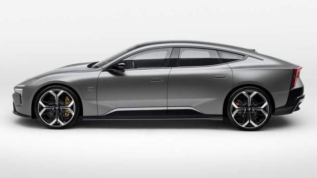 Polestar 5 profilo