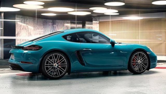 Porsche 718 Cayman profilo