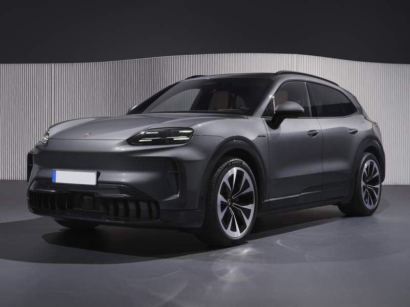 Porsche Cayenne Electric anteriore