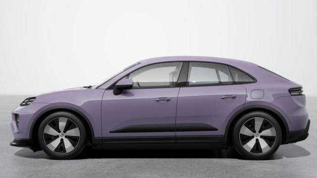 Porsche Macan Electric profilo