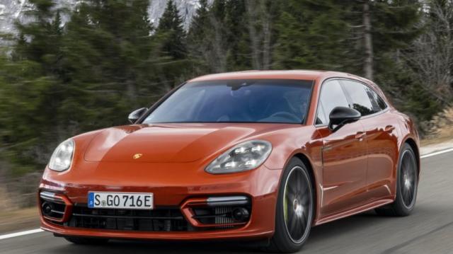 Porsche Panamera Sport Turismo laterale