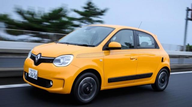 Renault Twingo gialla