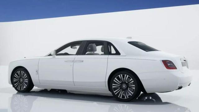 Rolls-Royce Ghost posteriore