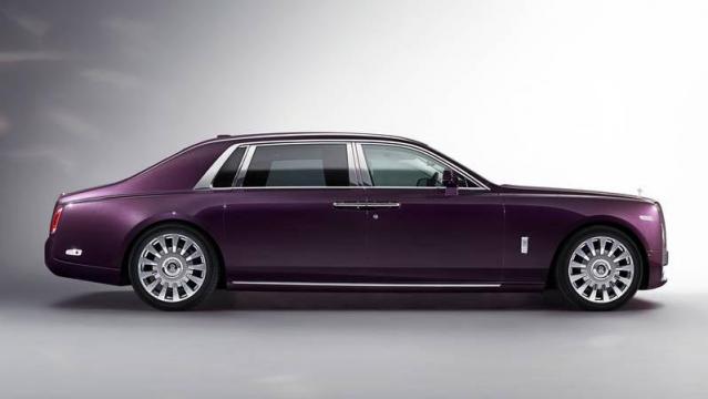 Rolls-Royce Phantom profilo