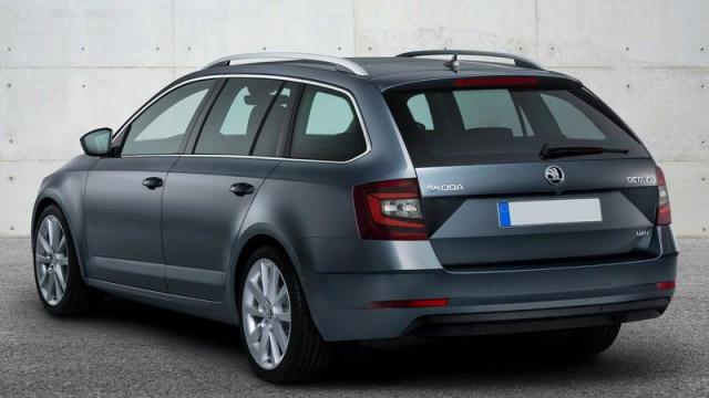 Skoda Octavia Wagon tre quarti posteriore